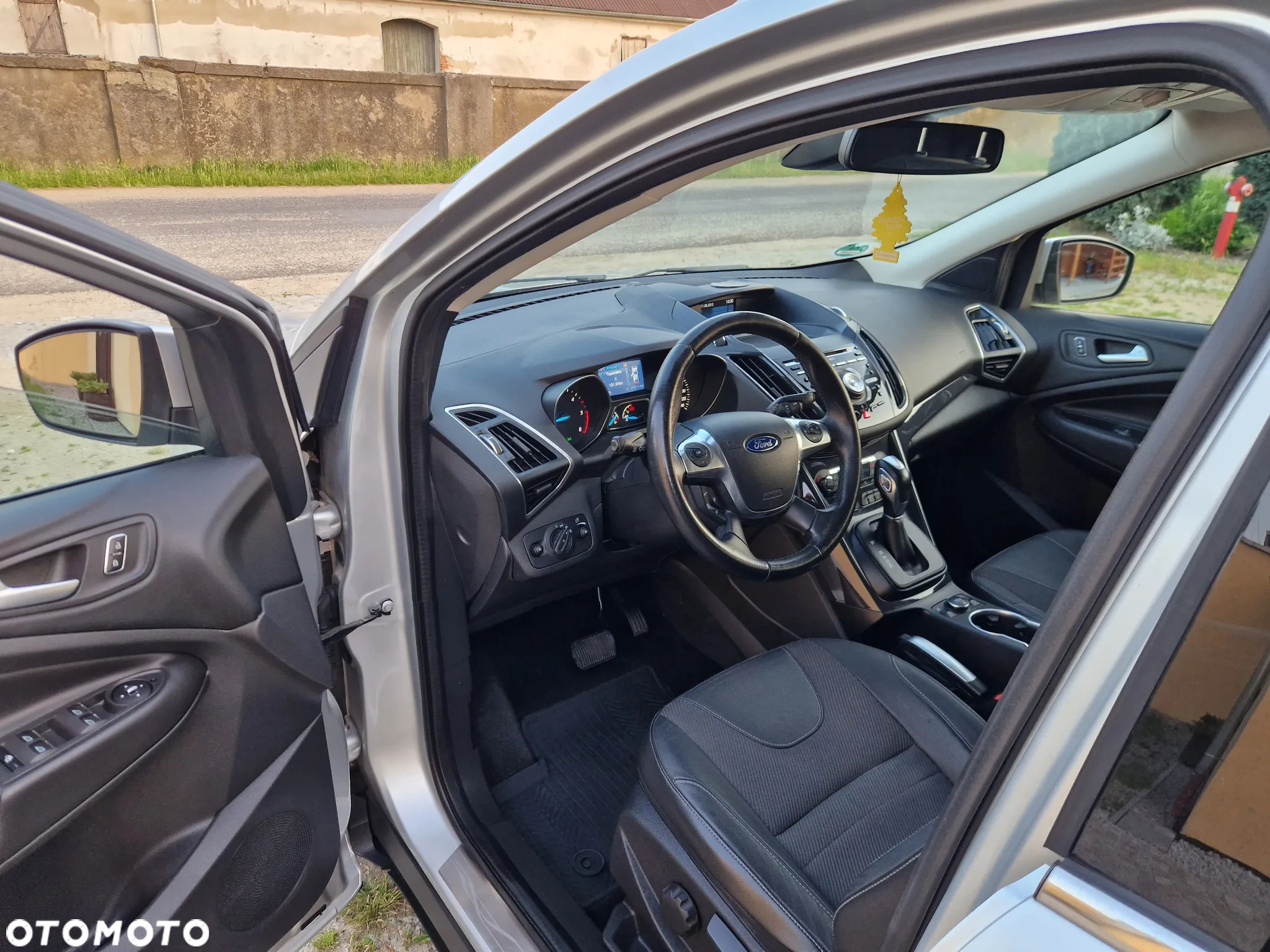 Ford Kuga 2.0 TDCi 4WD Titanium - 27