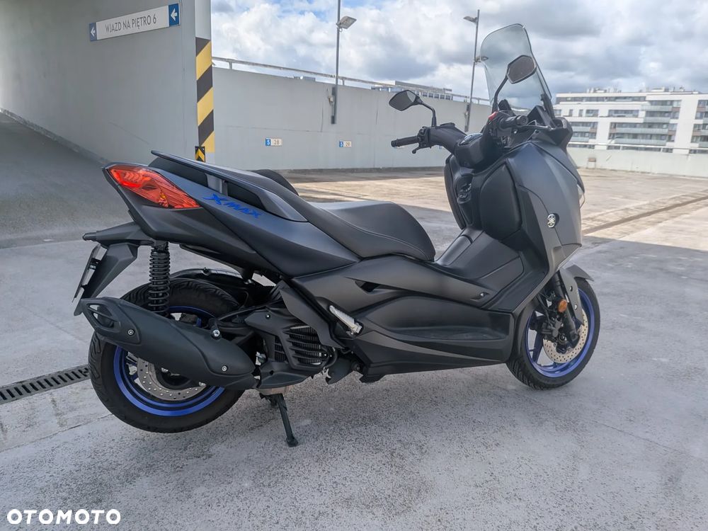 Yamaha X-max - 3