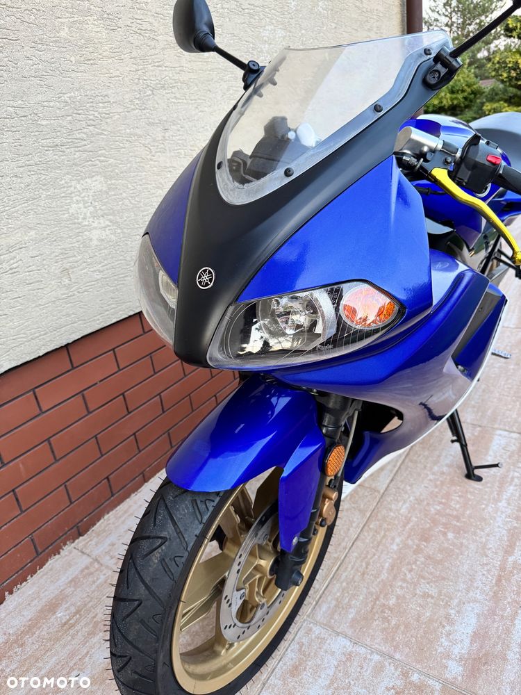Yamaha TZR - 12