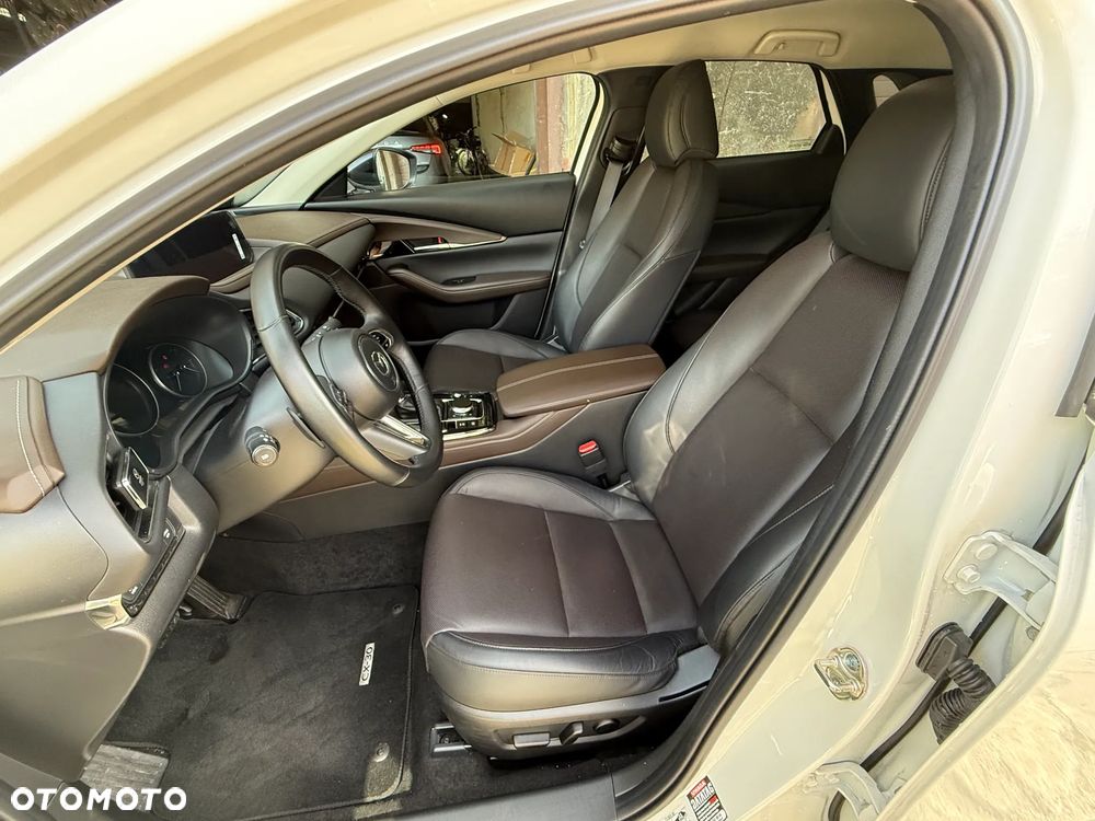 Mazda CX-30 - 32
