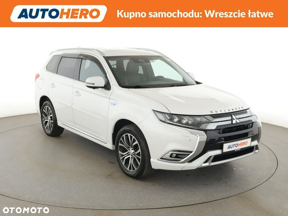 Mitsubishi Outlander 2.4 4WD Top - 11