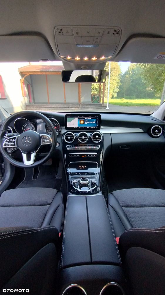 Mercedes-Benz Klasa C 180 9G-TRONIC - 19