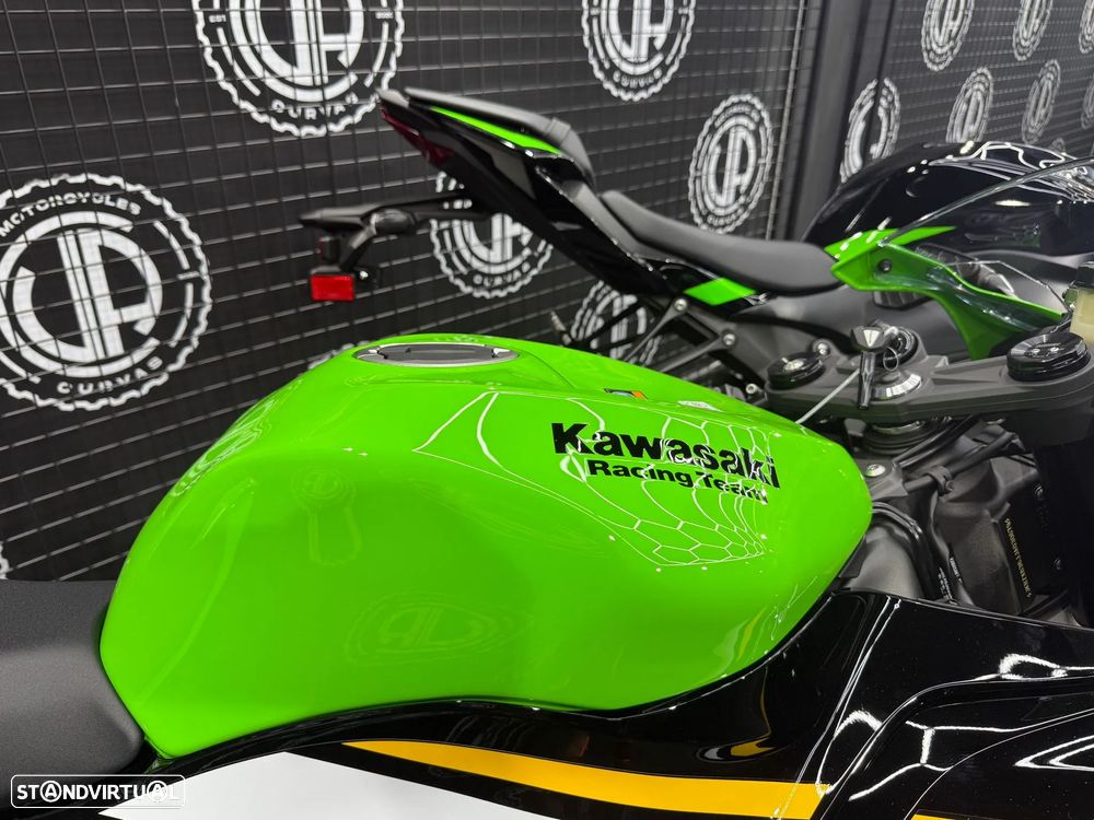 Kawasaki ZX 6R - 16
