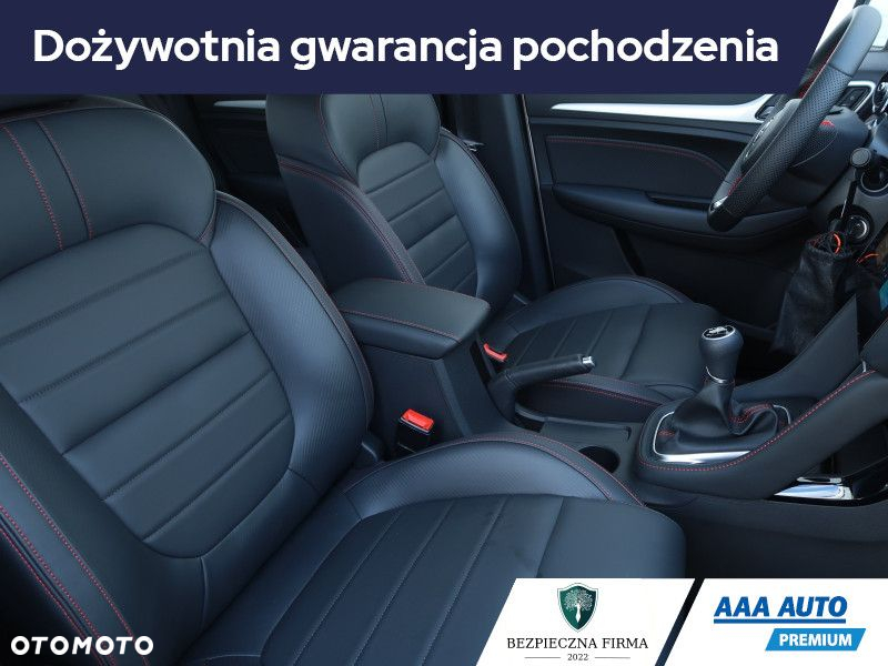 MG ZS - 10