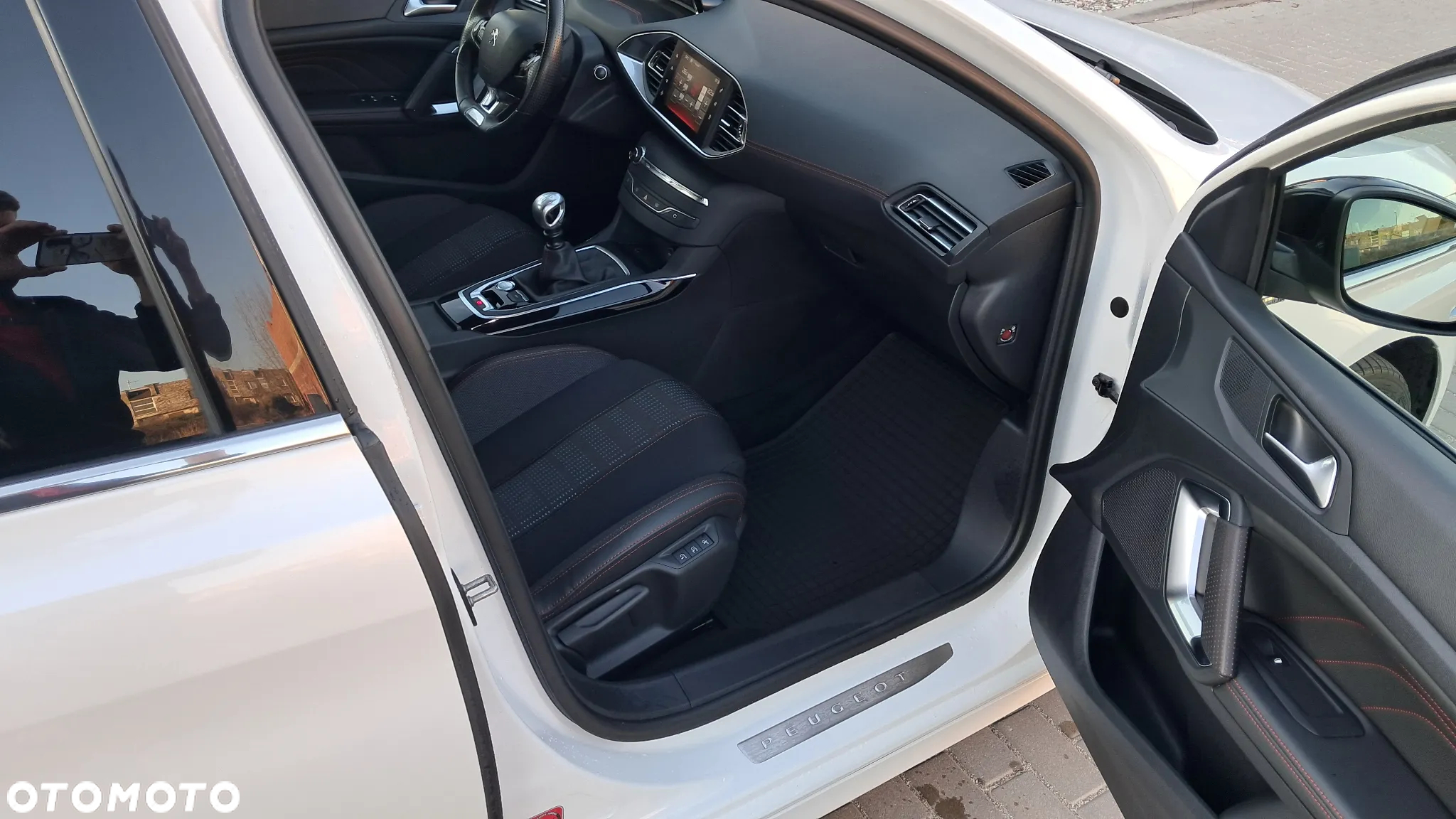 Peugeot 308 - 16