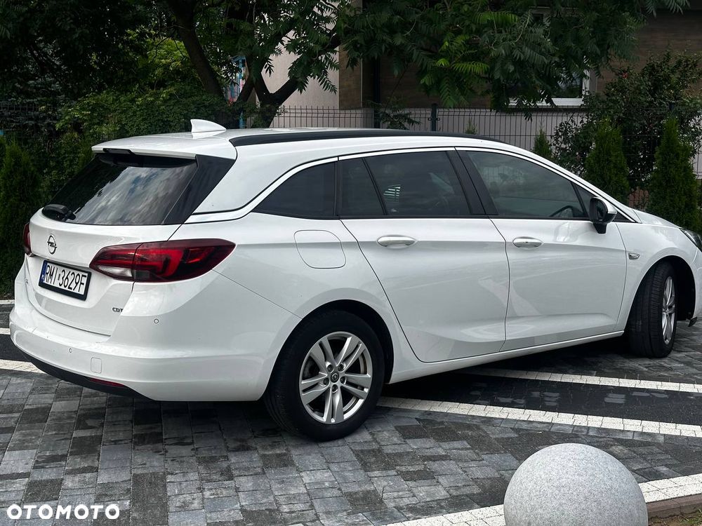 Opel Astra 1.6 CDTI Elite - 9