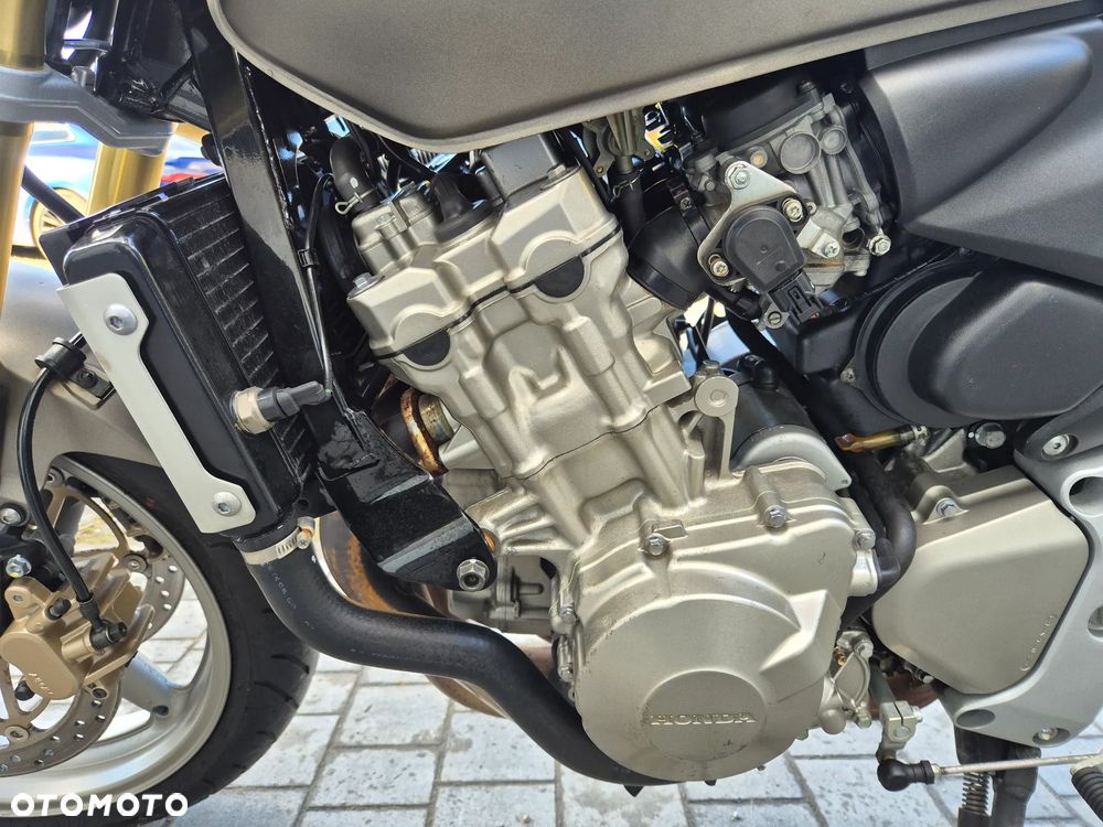 Honda Hornet - 29