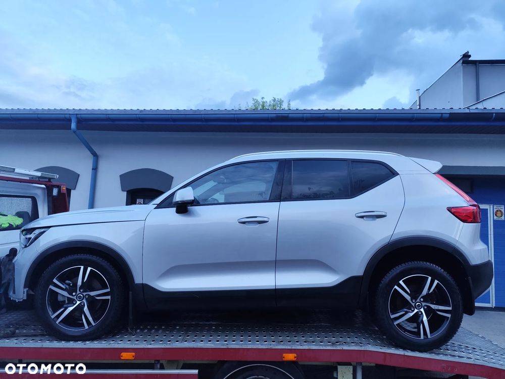 Volvo XC 40 B4 B DKG Plus Bright - 1