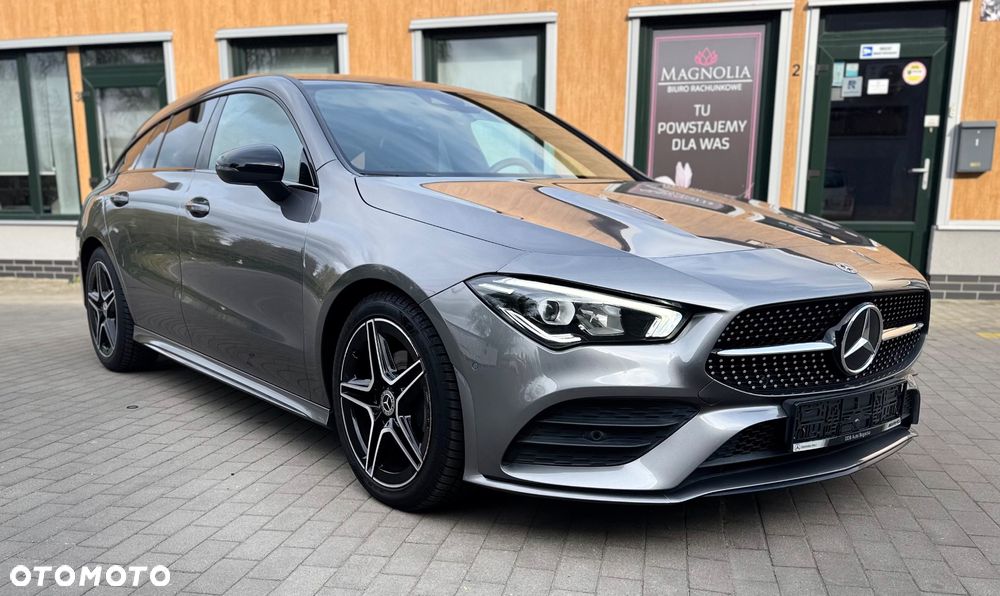 Mercedes-Benz CLA 180 7G-DCT AMG Line - 3