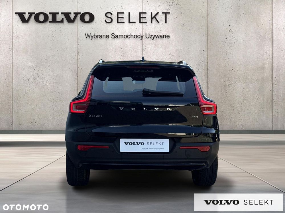 Volvo XC 40 B3 Plus Dark - 5