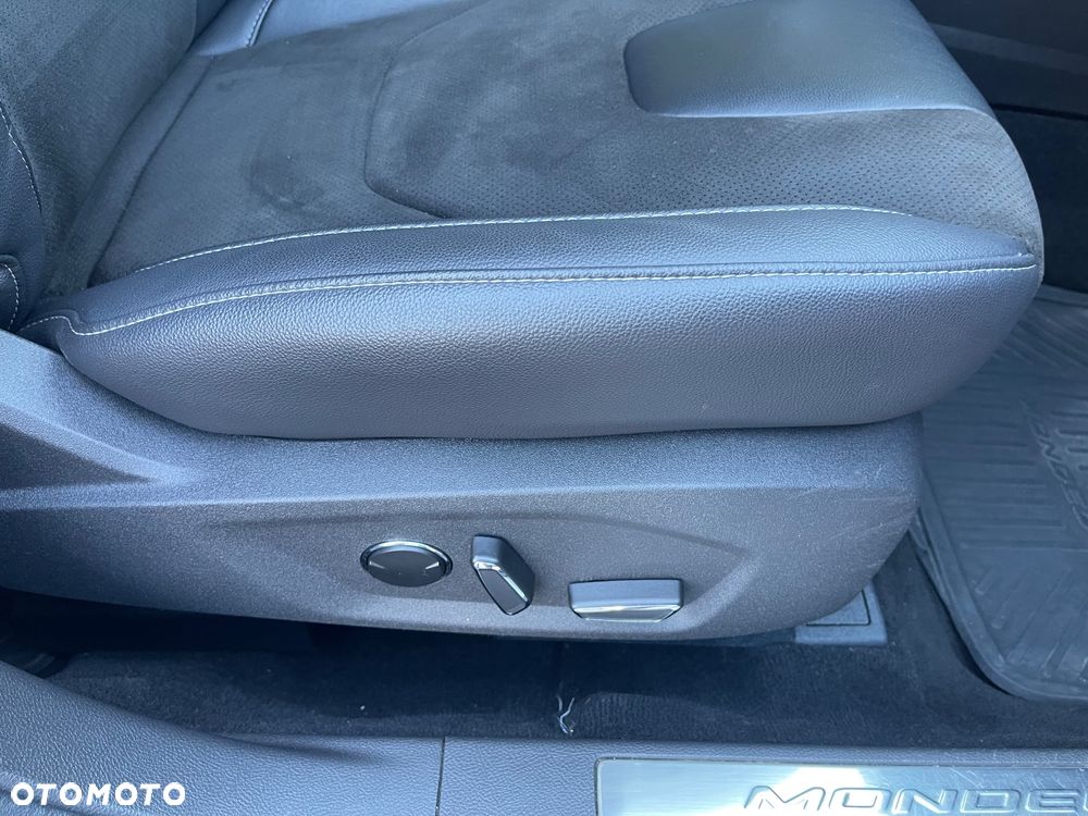 Ford Mondeo 2.0 Hybrid Titanium - 14