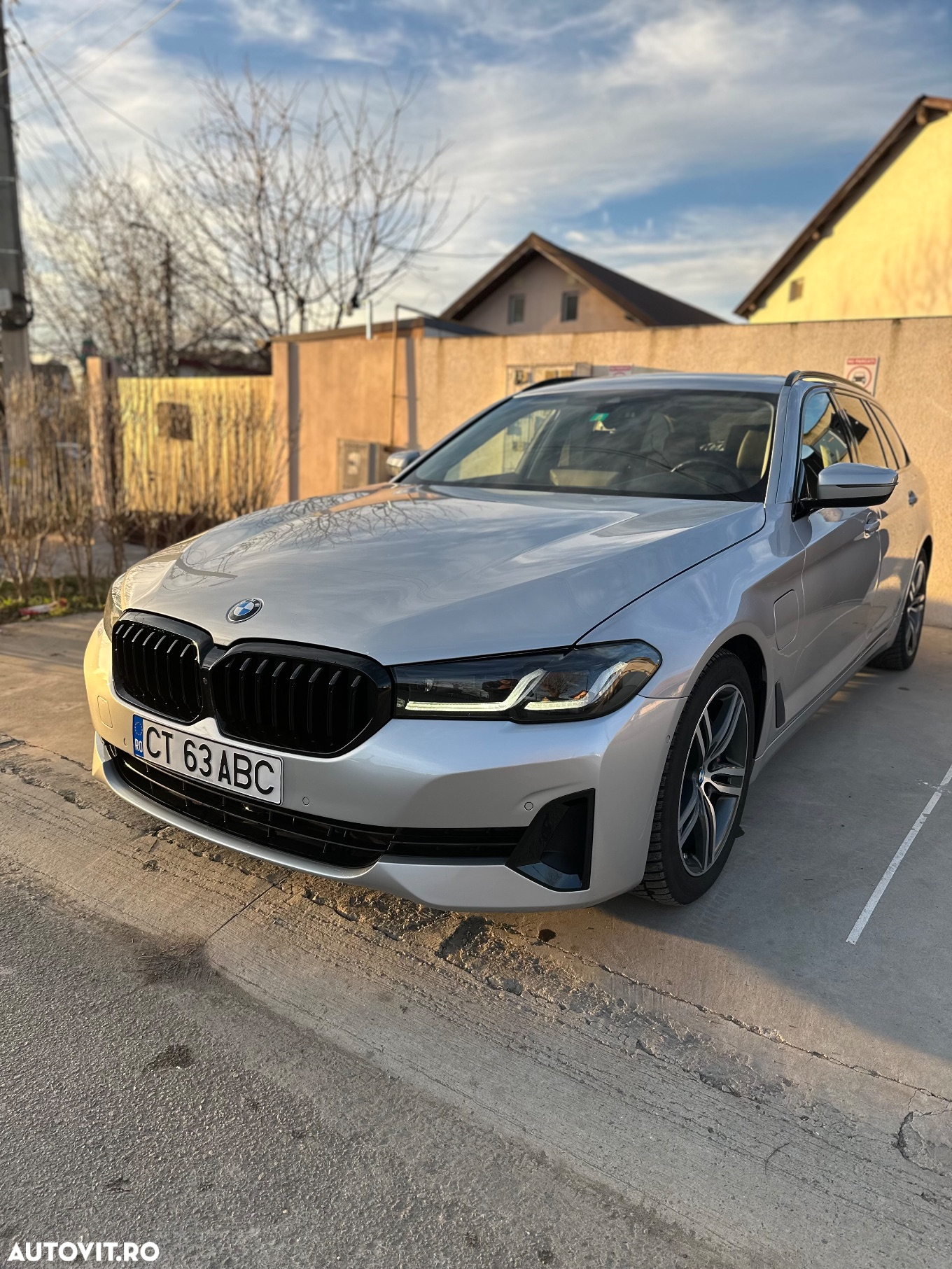BMW Seria 5 530e Touring Aut. Luxury Line - 6