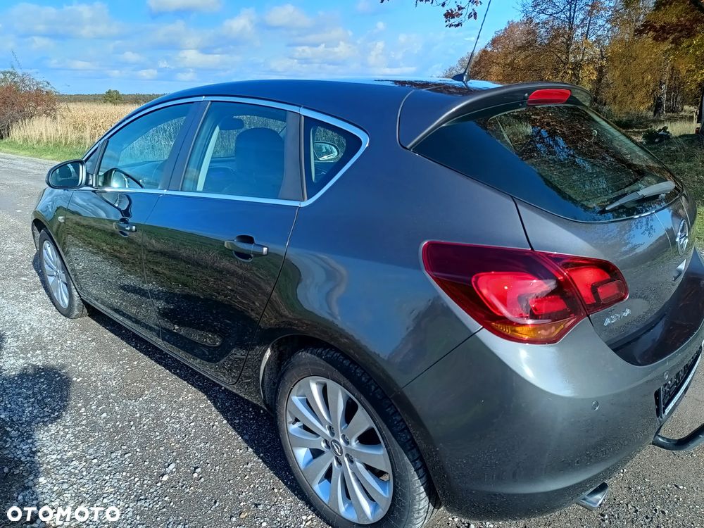 Opel Astra IV 1.4 T Cosmo S&S - 5