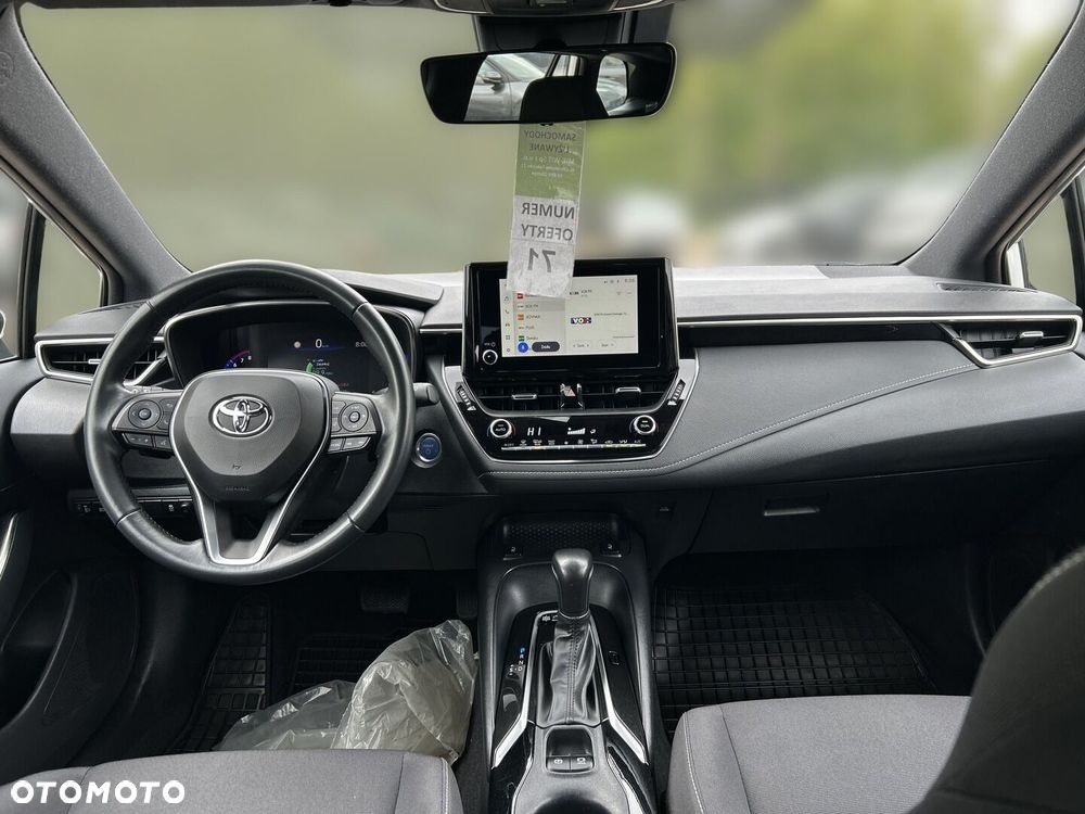 Toyota Corolla - 13