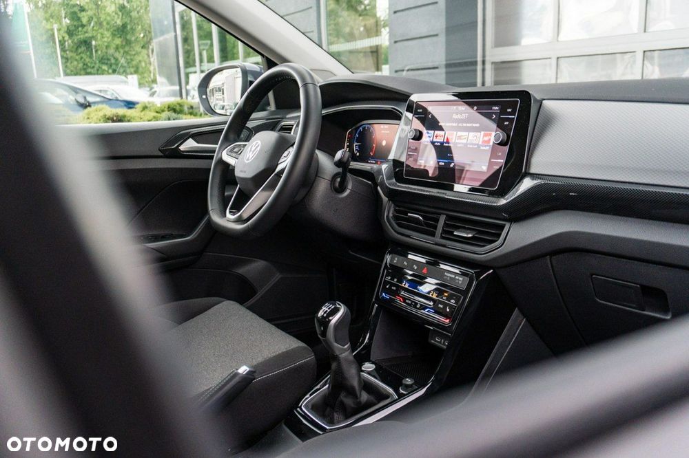 Volkswagen T-Cross - 13