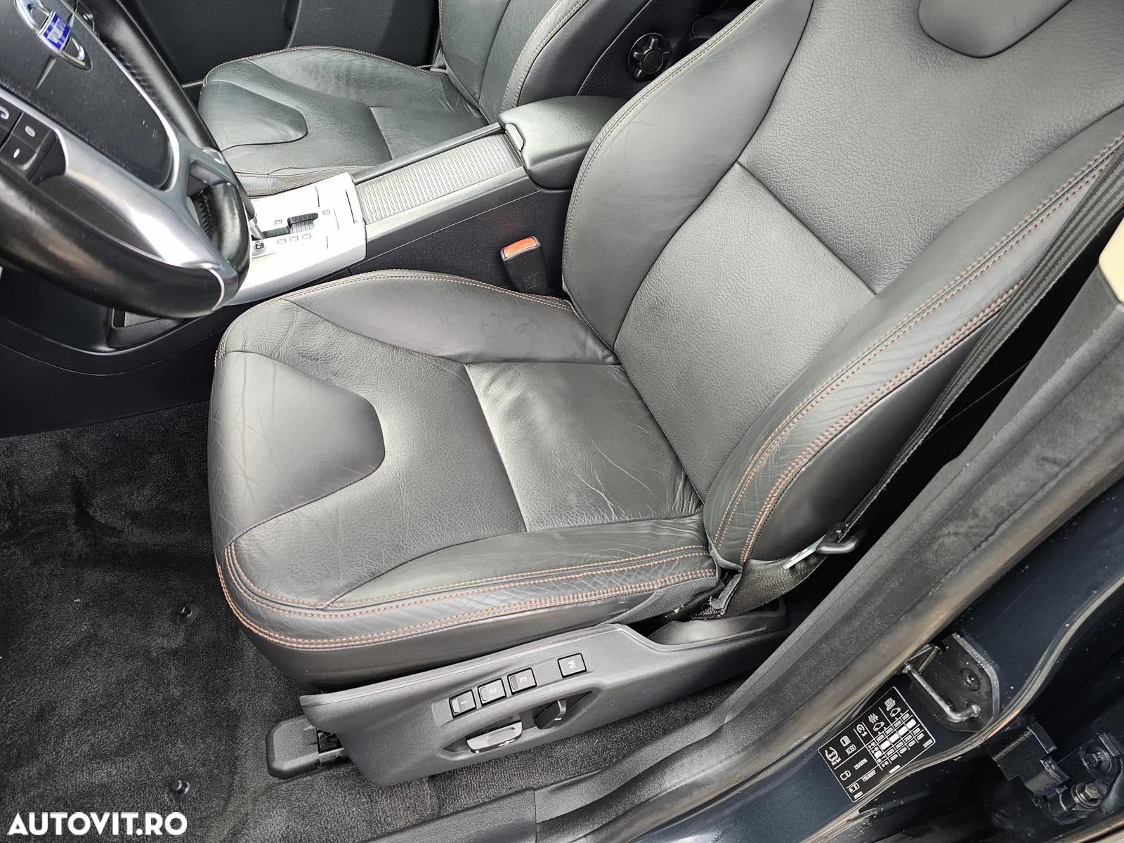 Volvo XC 60 D3 Aut. Summum - 11
