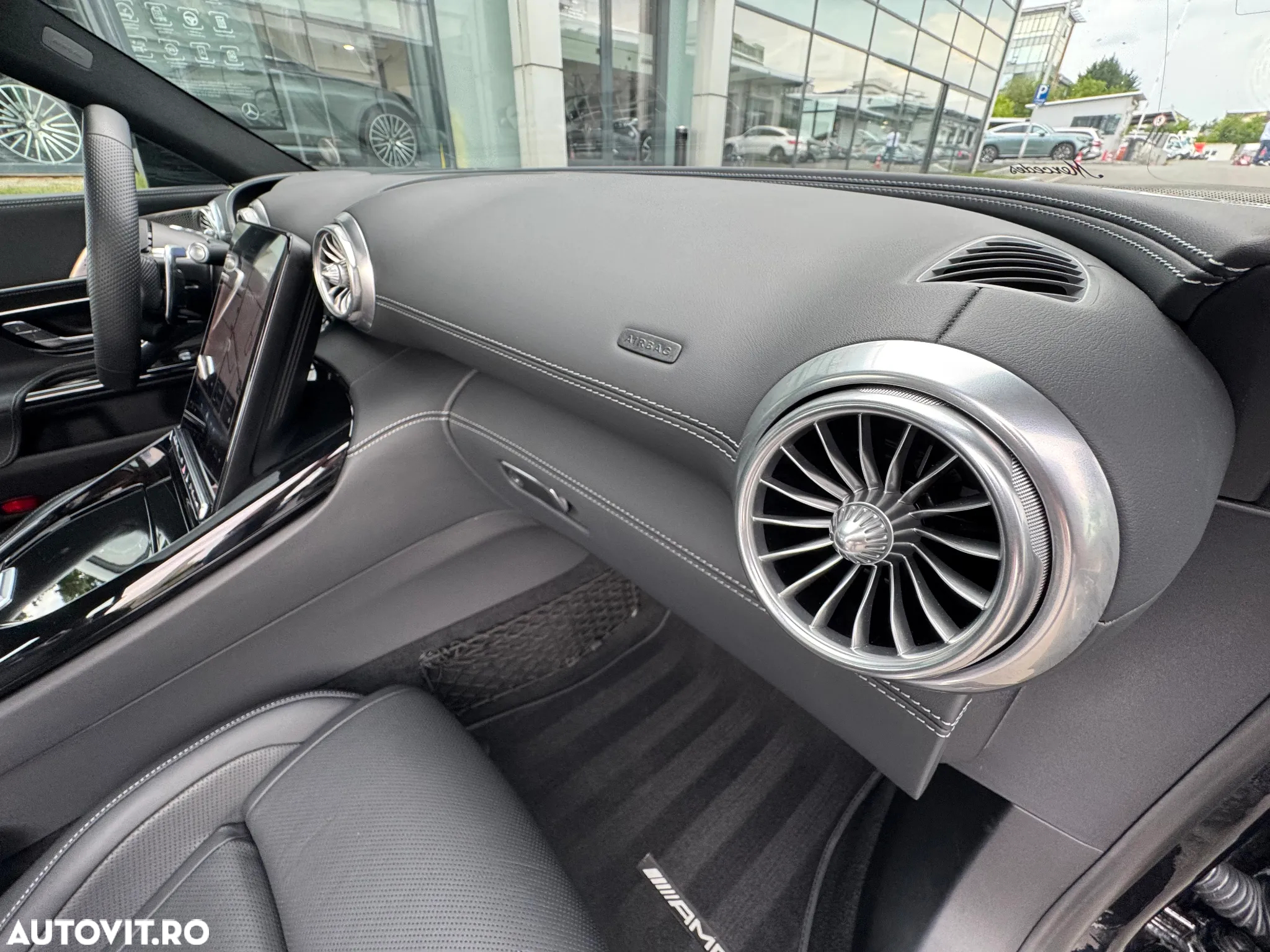 Mercedes-Benz AMG GT 63 4MATIC+ MHEV - 10