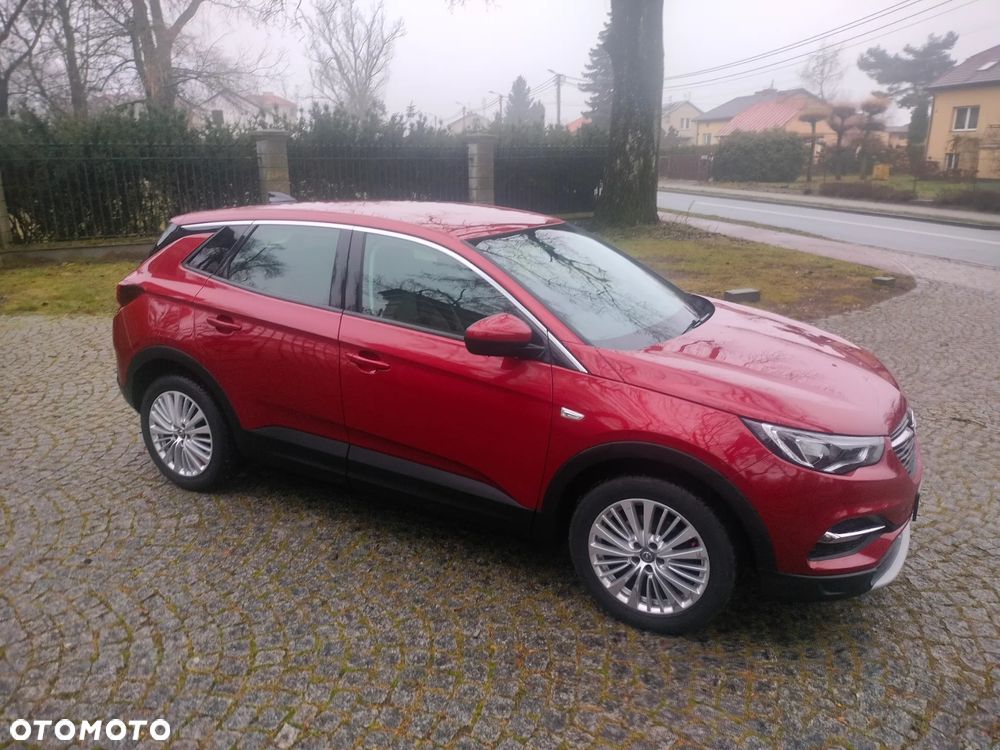 Opel Grandland X 1.2 T GPF Design&Tech S&S - 5