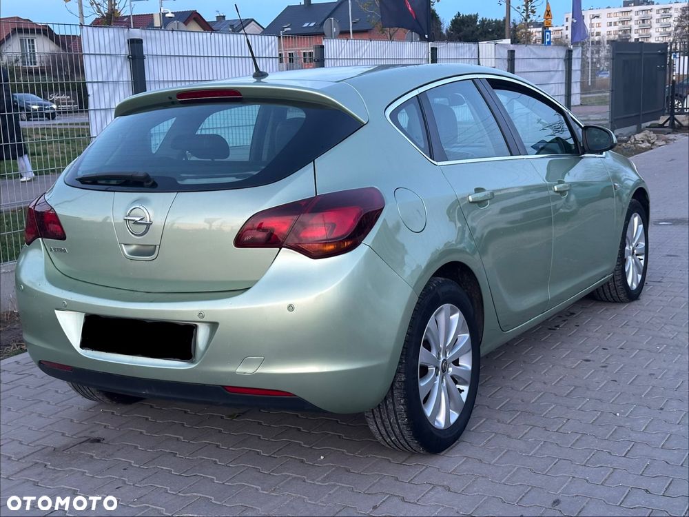Opel Astra 1.6 Automatik Edition - 3
