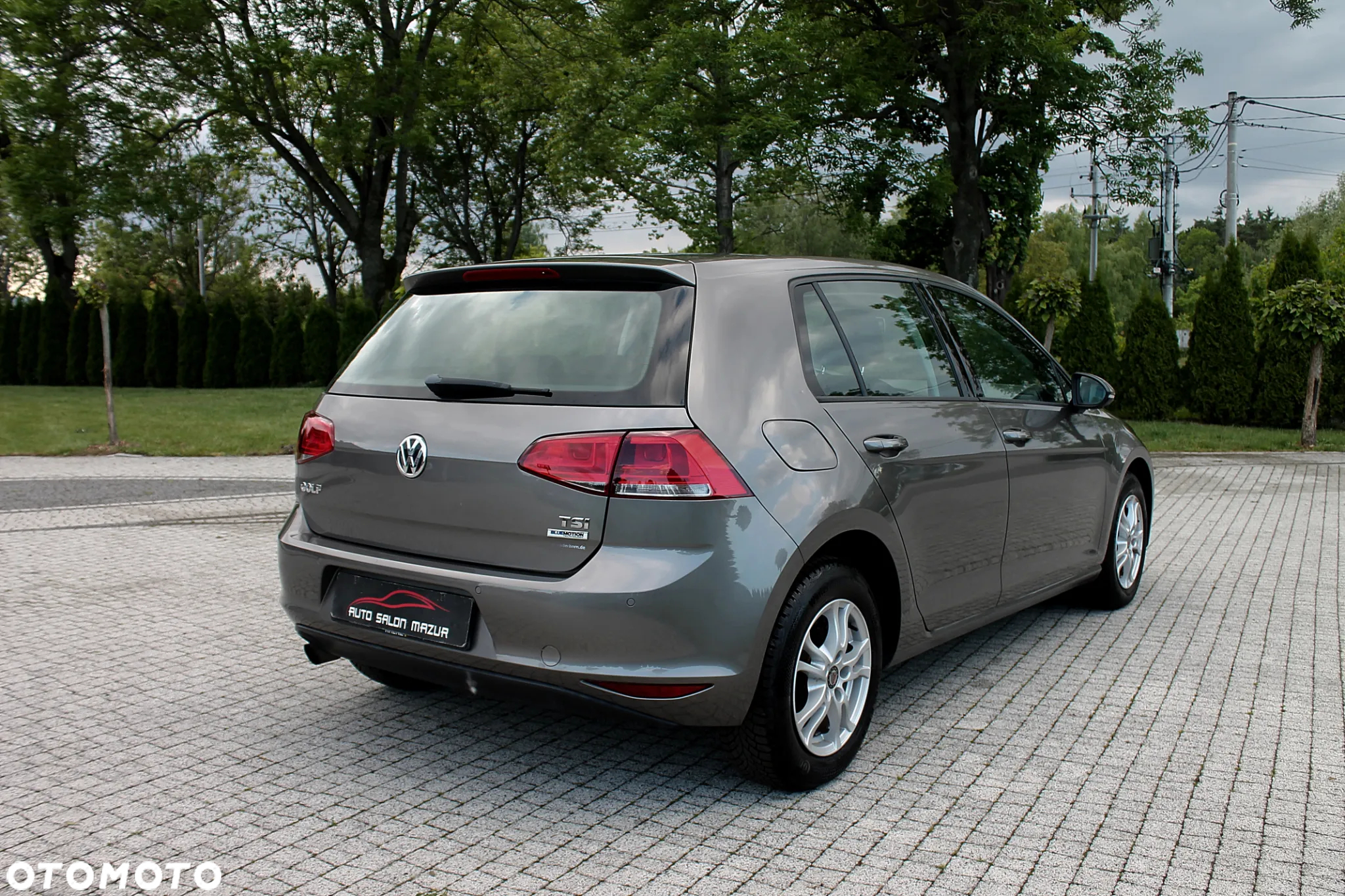 Volkswagen Golf 1.2 TSI BlueMotion Technology Comfortline - 2