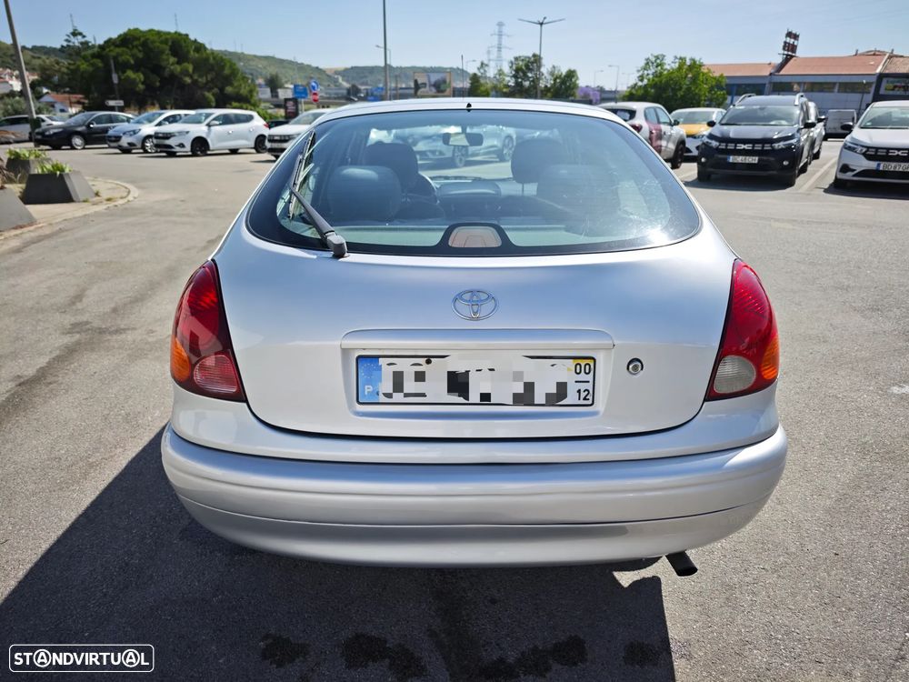 Toyota Corolla L/B 1.4 Base - 3
