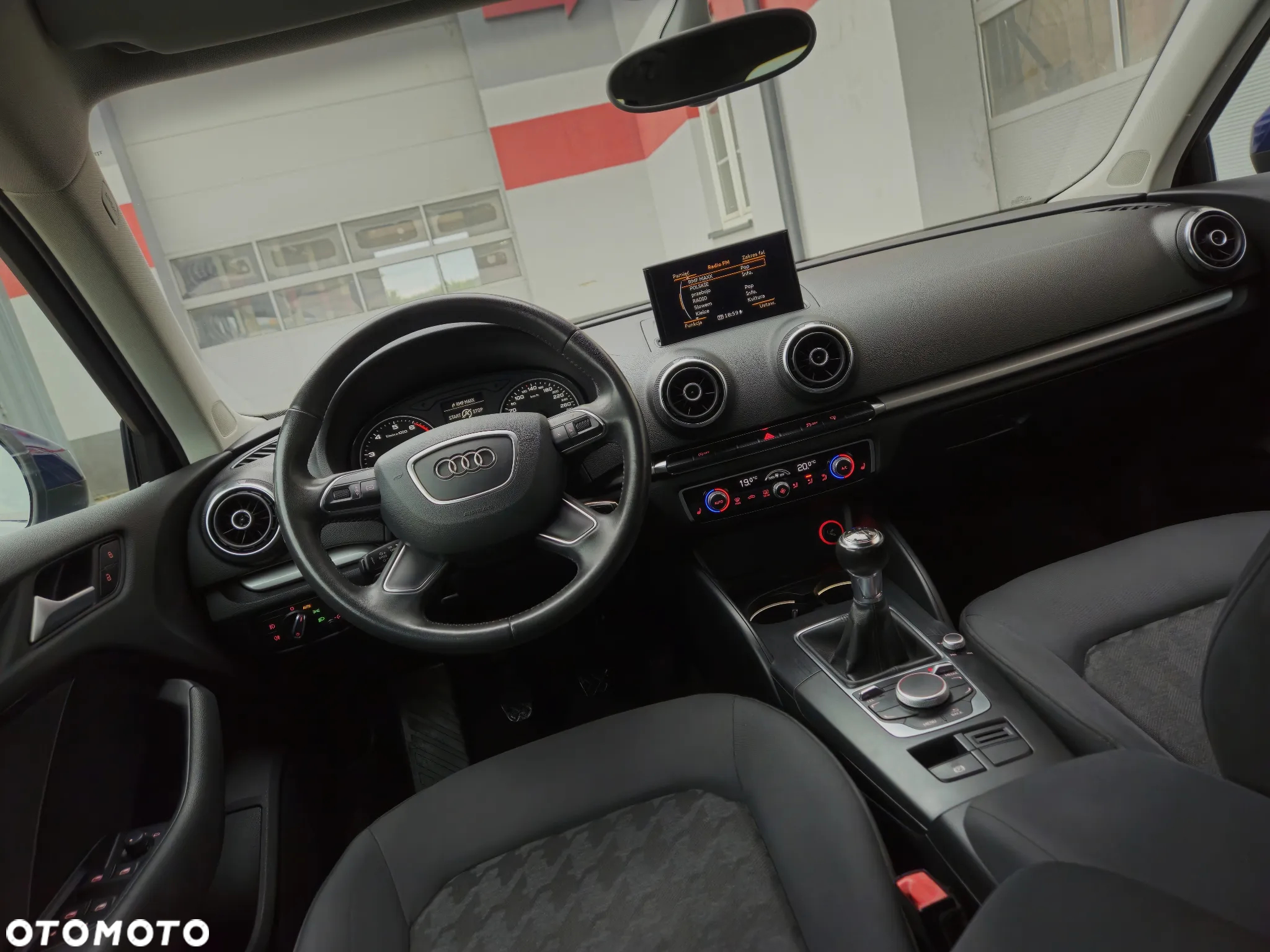 Audi A3 1.4 TFSI Sportback Ambiente - 15