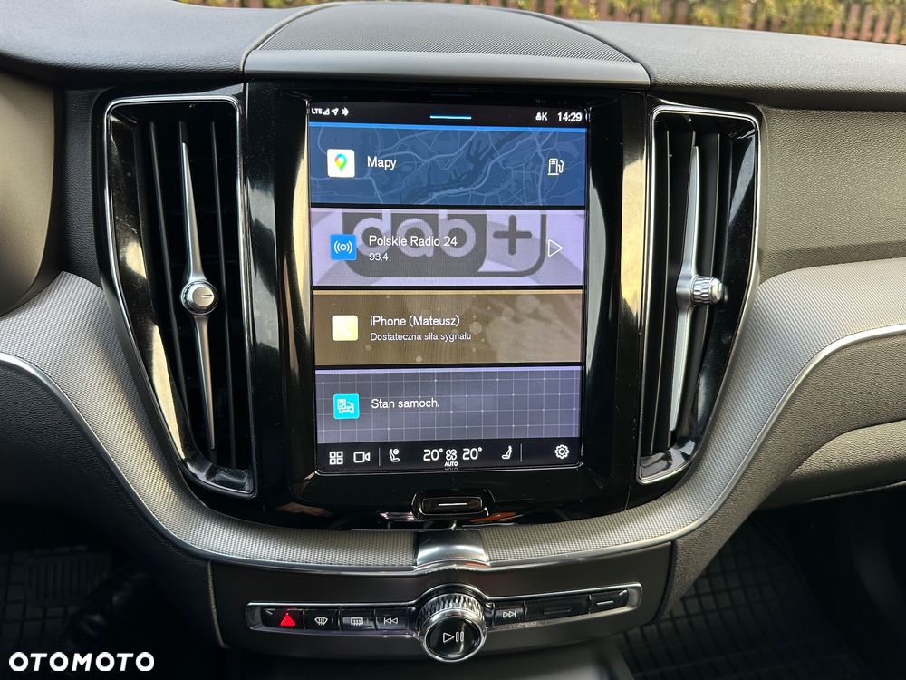 Volvo XC 60 B4 D Plus Dark - 14