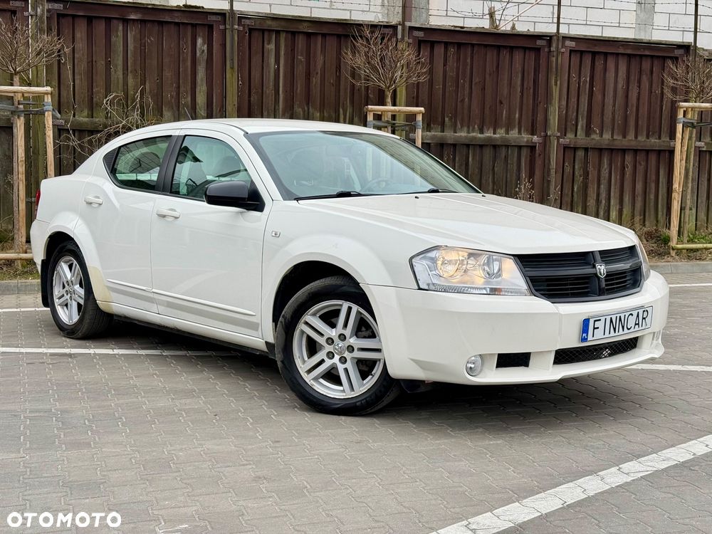 Dodge Avenger - 4