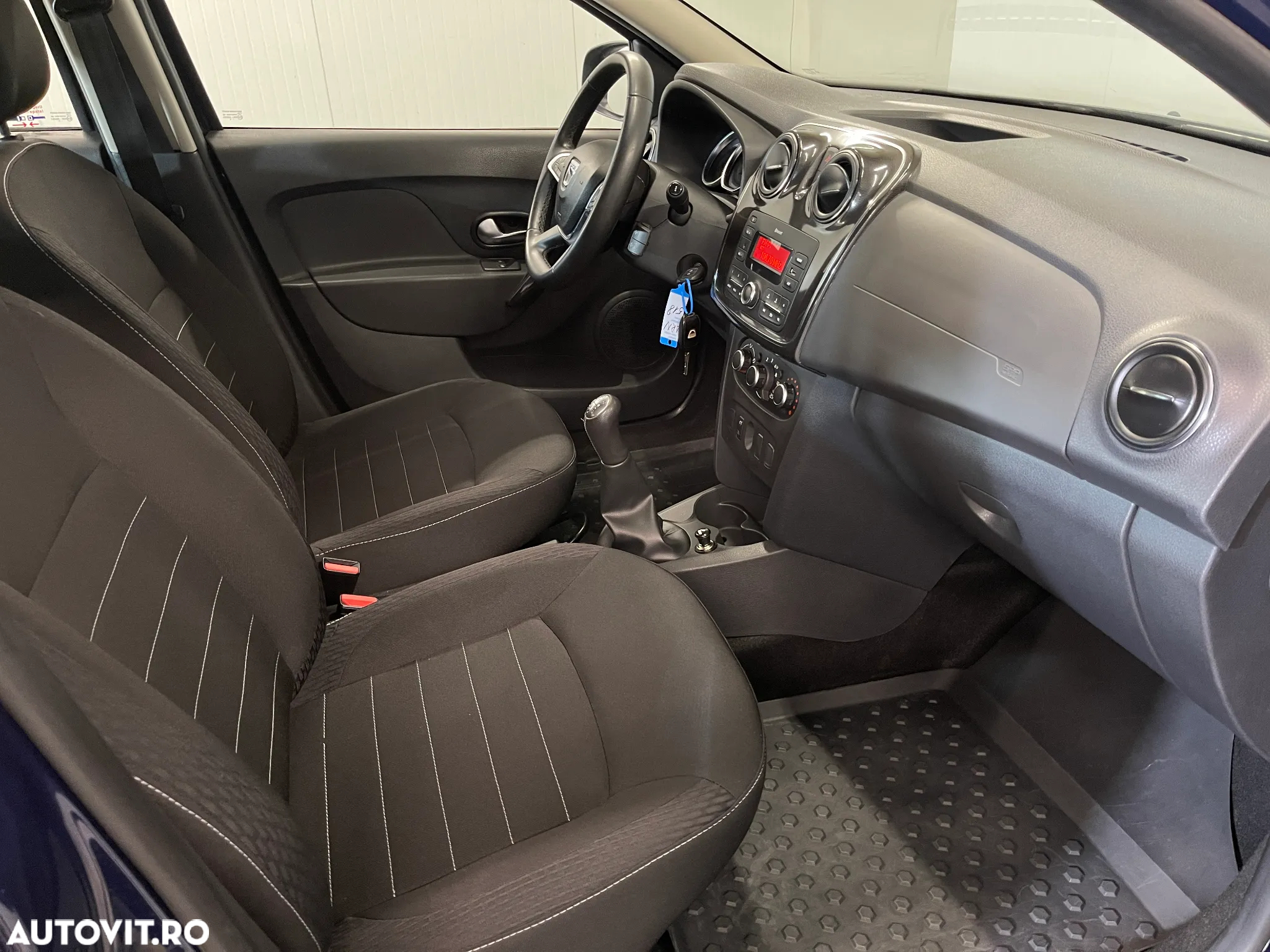 Dacia Logan 1.5 Blue dCi Laureate - 10
