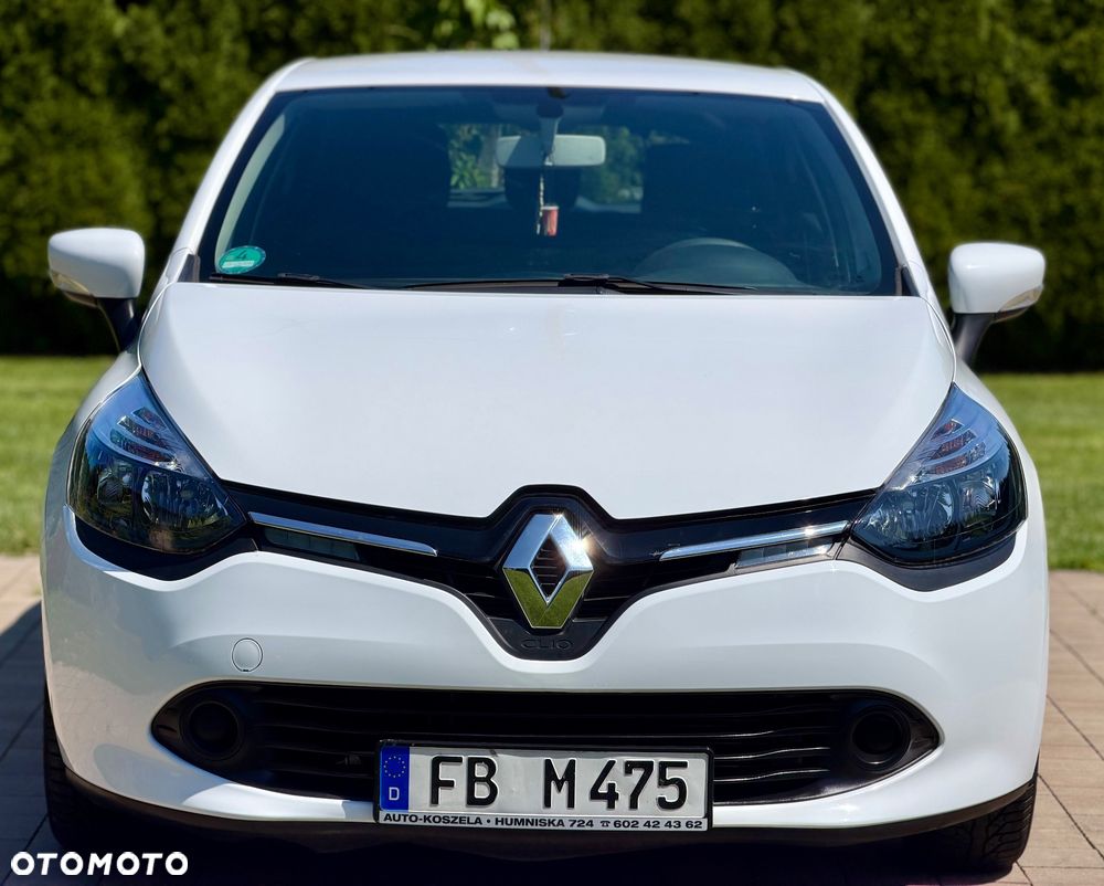 Renault Clio 1.2 16V 75 Expression - 12