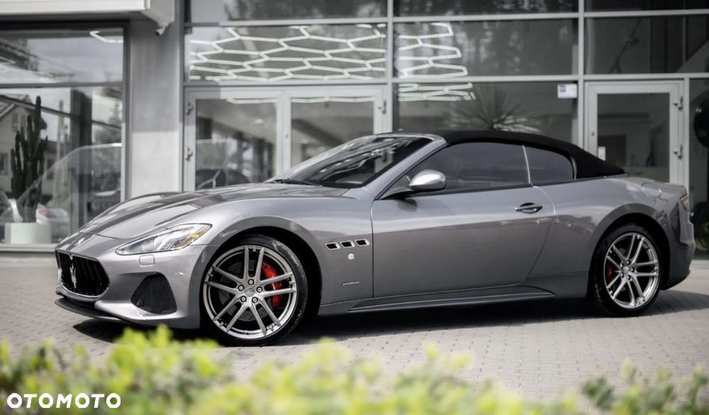 Maserati GranCabrio Sport - 3