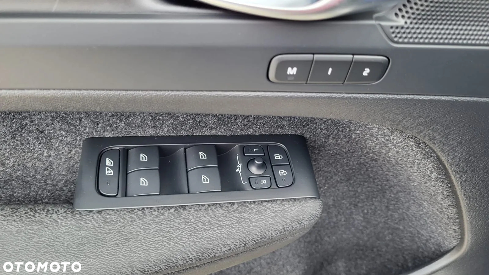 Volvo XC 40 T4 Recharge DKG Core - 21