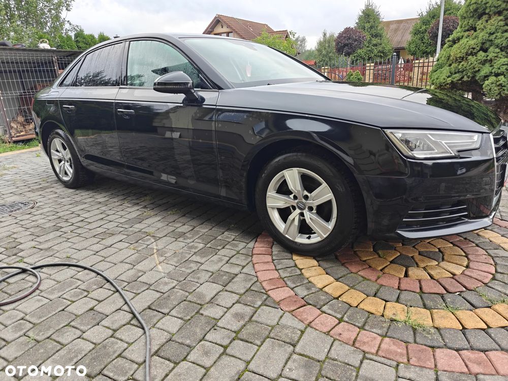 Audi A4 Limousine - 2