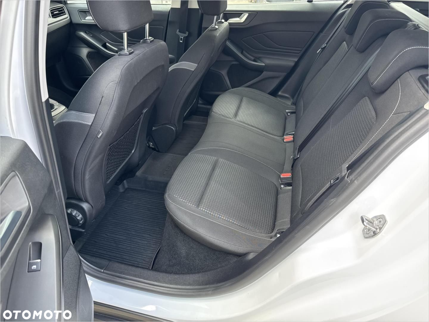 Ford Focus 1.5 EcoBlue Connected - 22