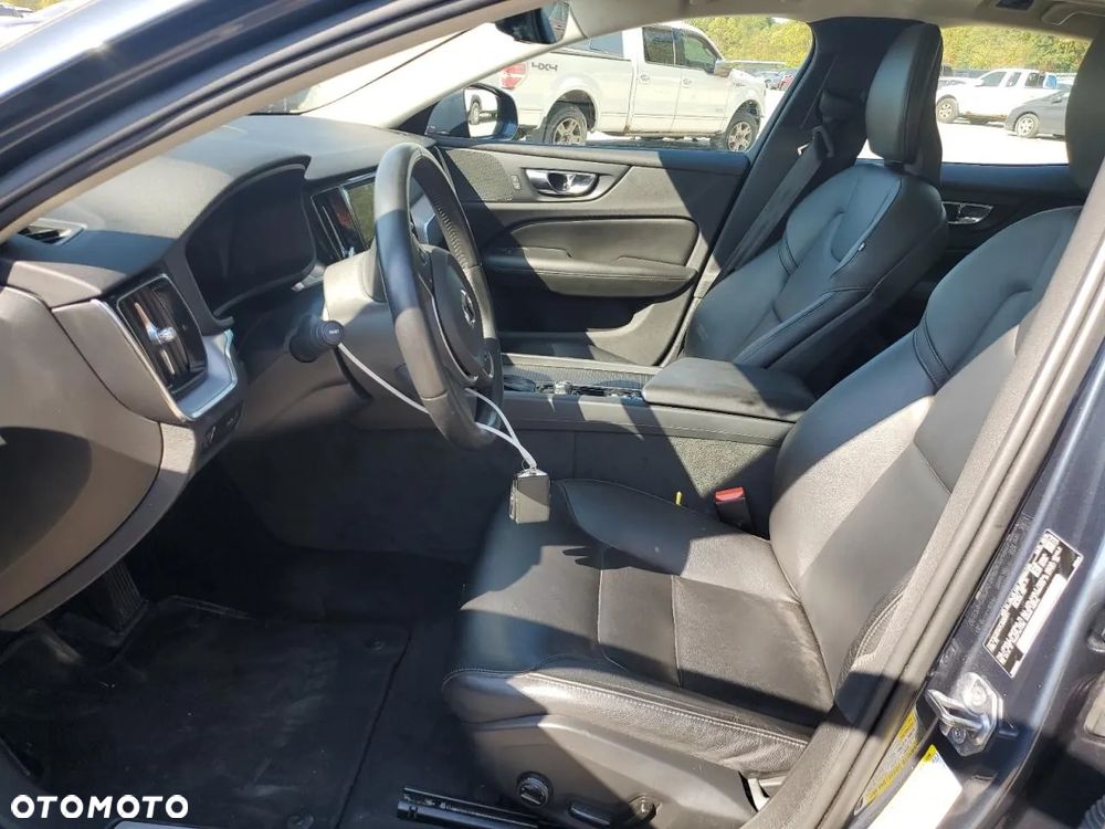 Volvo S60 T6 AWD Momentum Pro - 7