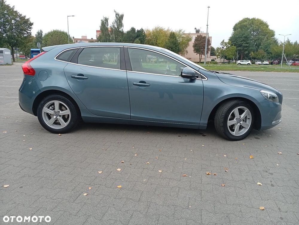 Volvo V40 D2 Kinetic - 3