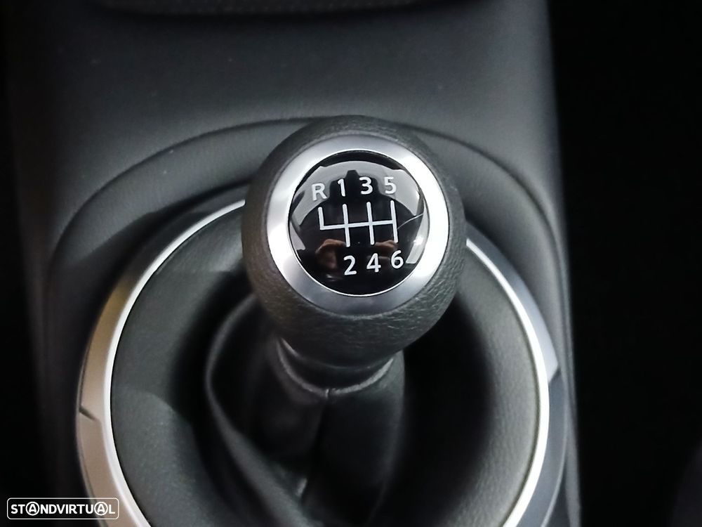 Nissan Juke 1.0 DIG-T N-Design Silver - 16