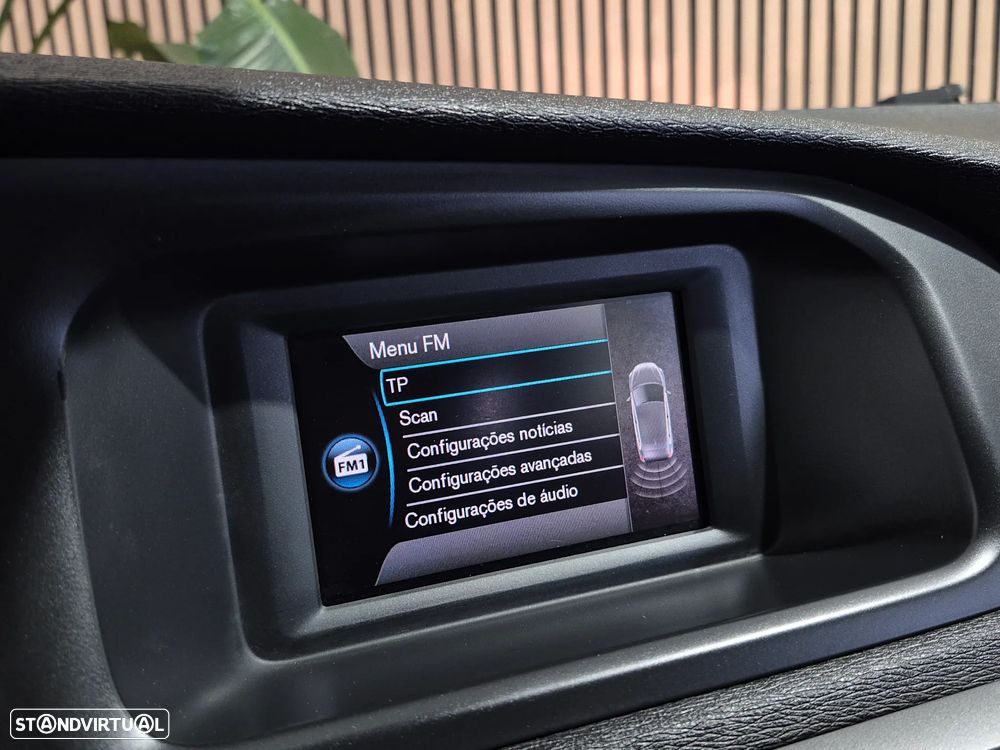 Volvo V40 1.6 D2 Eco Momentum - 29