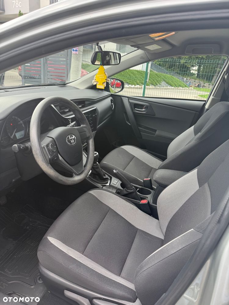 Toyota Auris 1.33 VVT-i Active - 6