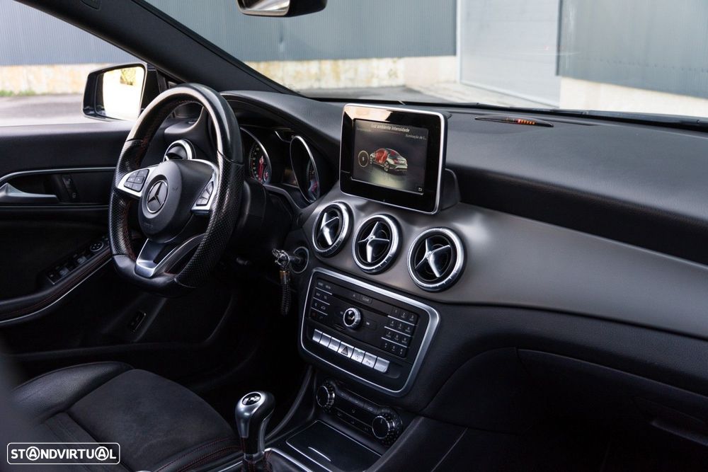 Mercedes-Benz CLA 180 d AMG Line - 11