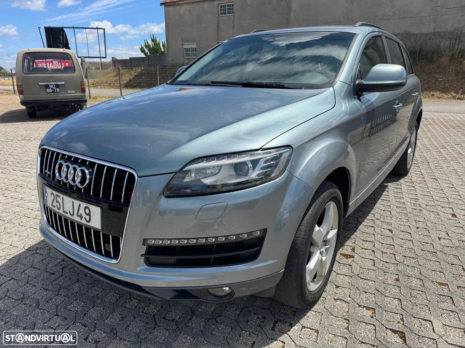 Audi Q7 - 1