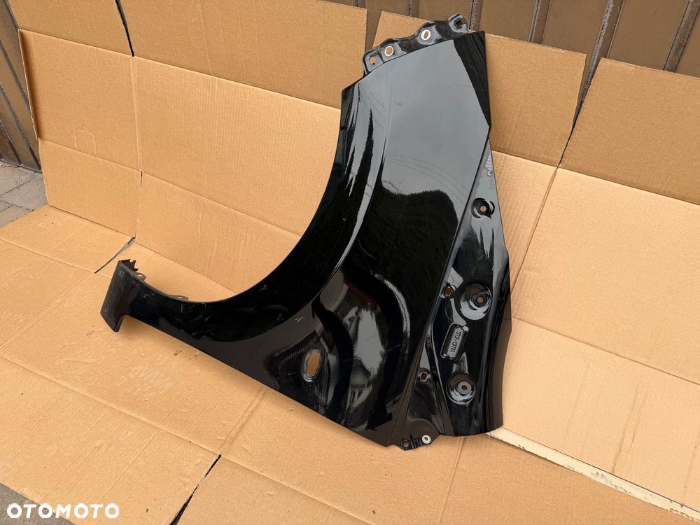 TOYOTA AYGO II 14- BŁOTNIK PRZEDNI LEWY - 2