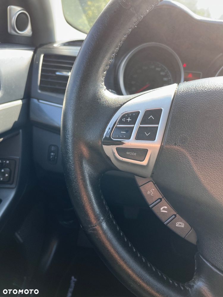 Mitsubishi Lancer 2.0 DI-D Intense - 19