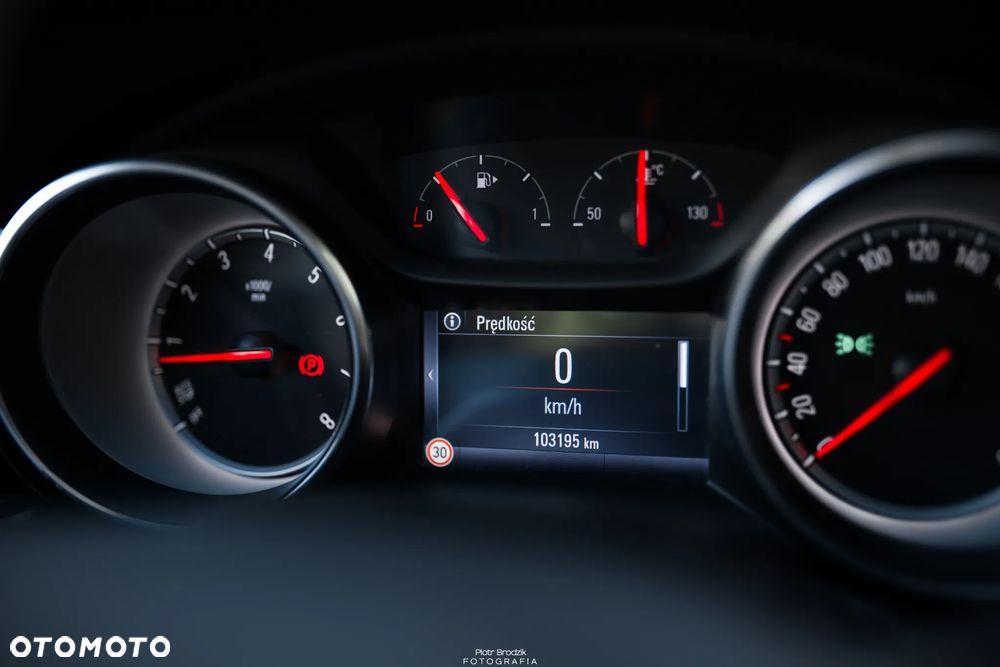 Opel Insignia 1.5 T Innovation S&S - 11