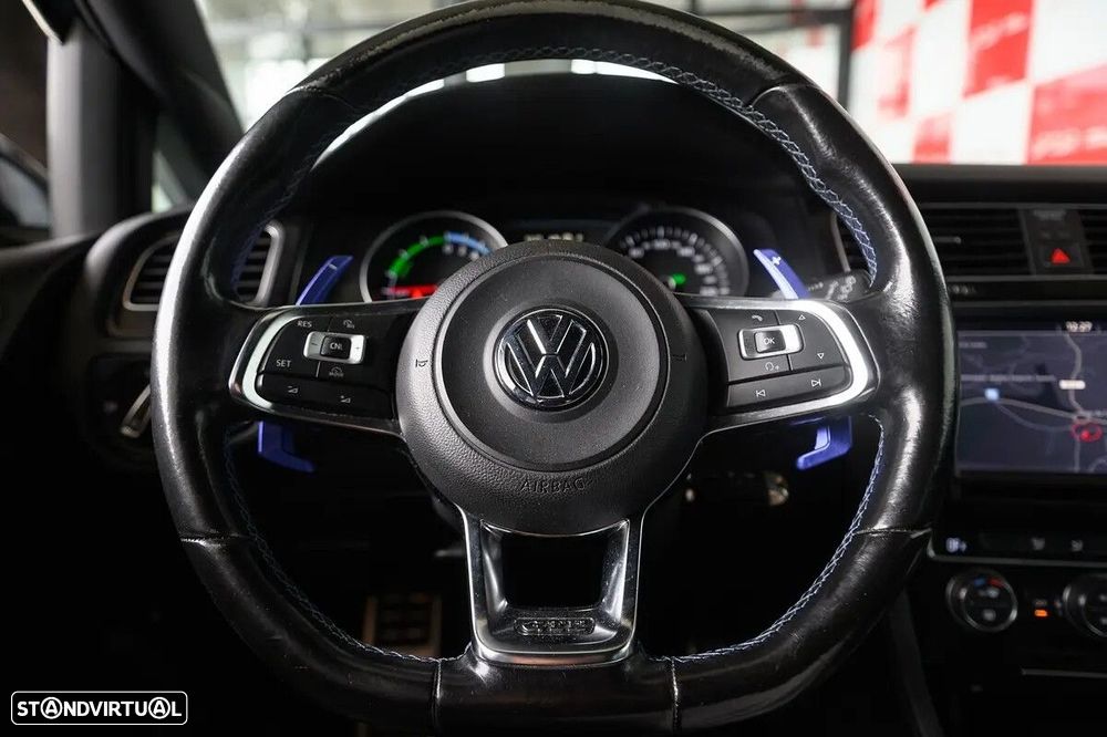 VW Golf 1.4 GTE Plug-In-Hybrid DSG - 47