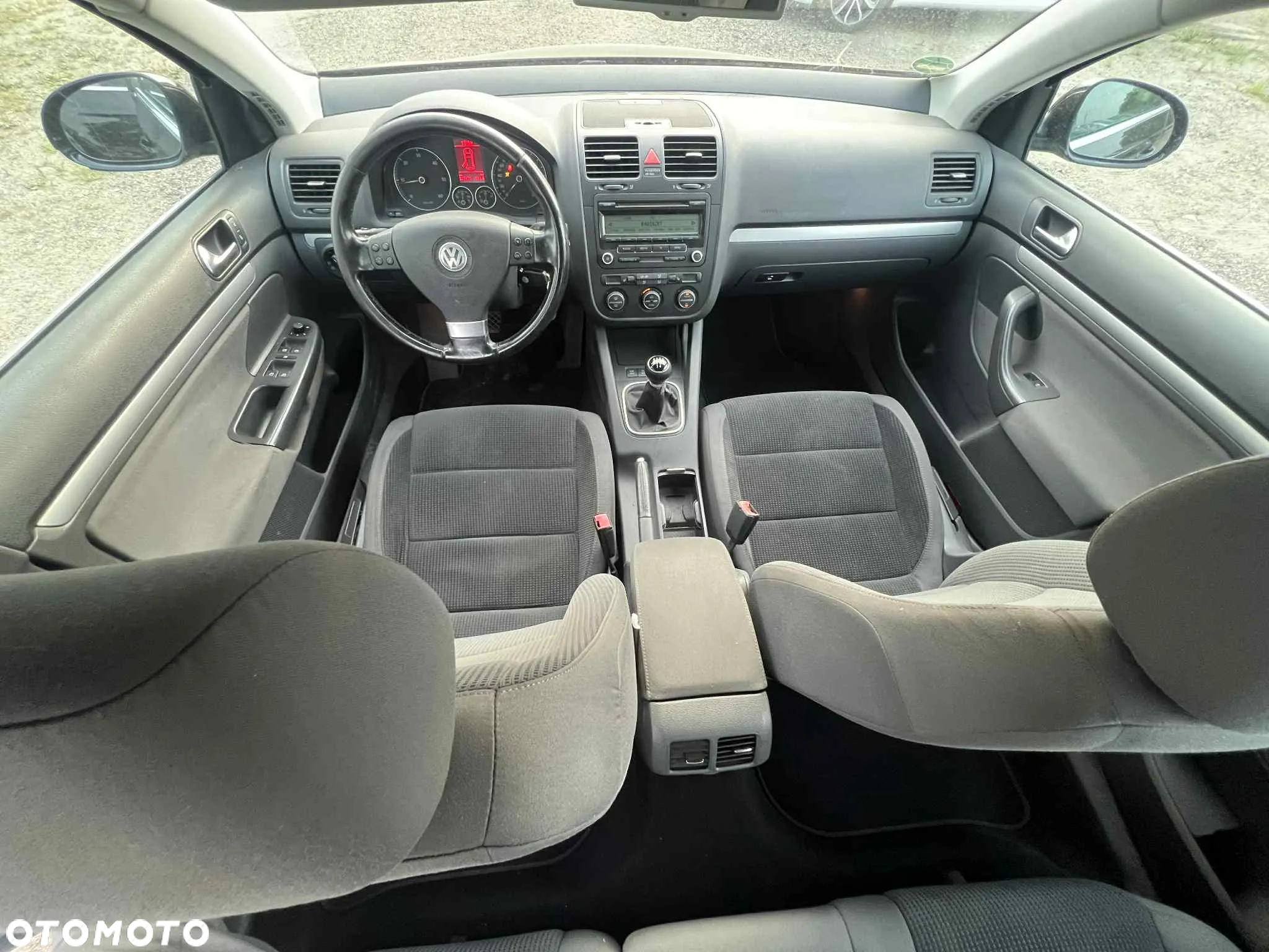 Volkswagen Golf - 14