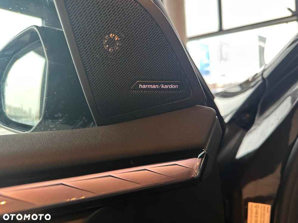 BMW X3 xDrive20i mHEV - 13