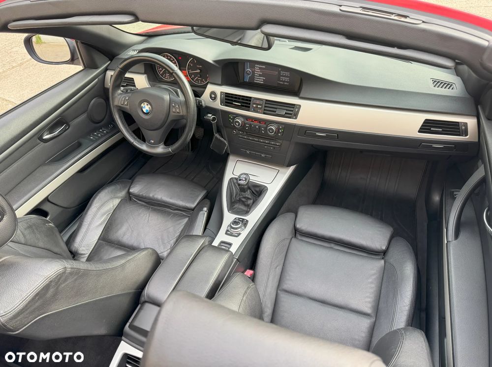 BMW Seria 3 320i - 11