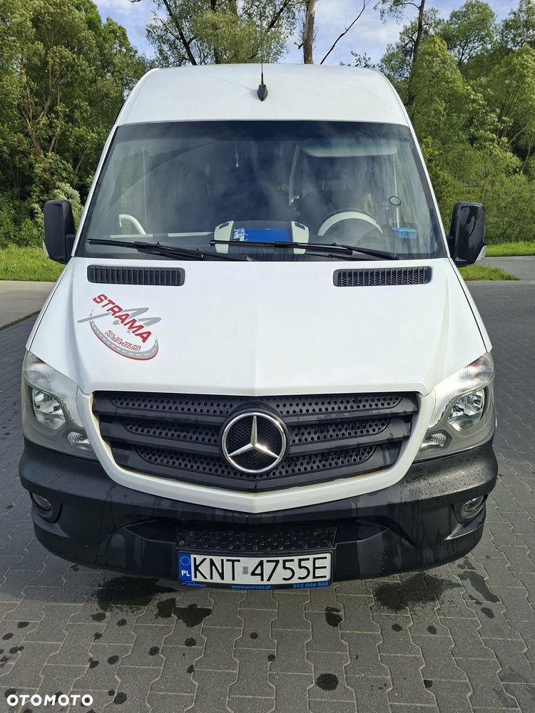 Mercedes-Benz Sprinter - 4