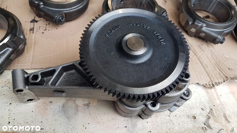 POMPA OLEJU SCANIA 1746266 1527681 SILNIK DC 13 - 2